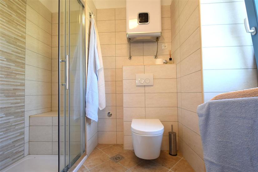 Apartment A2, for 3 persons