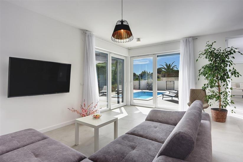 House K1, for 8 persons