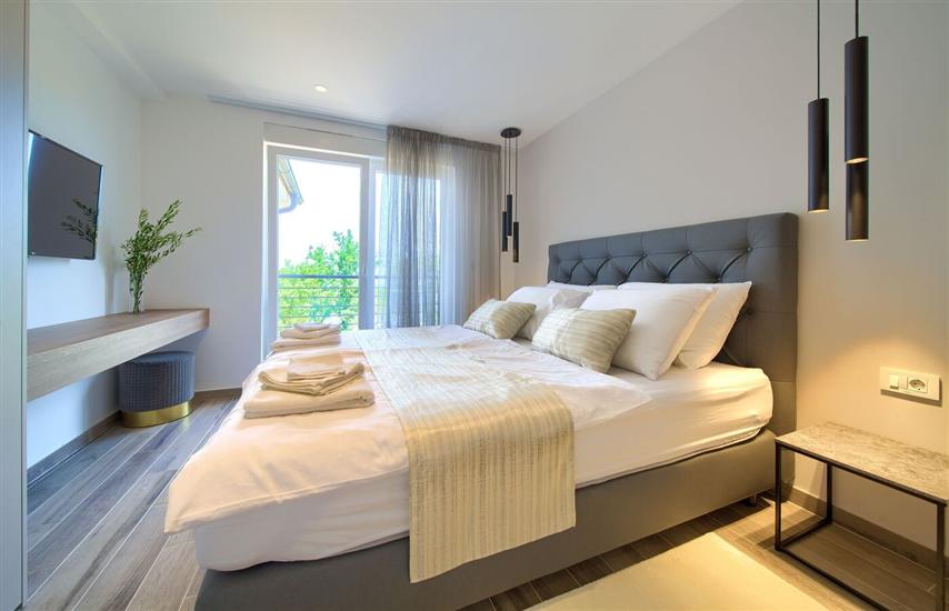 Apartment A1, for 8 persons