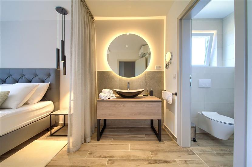 Apartment A1, for 8 persons