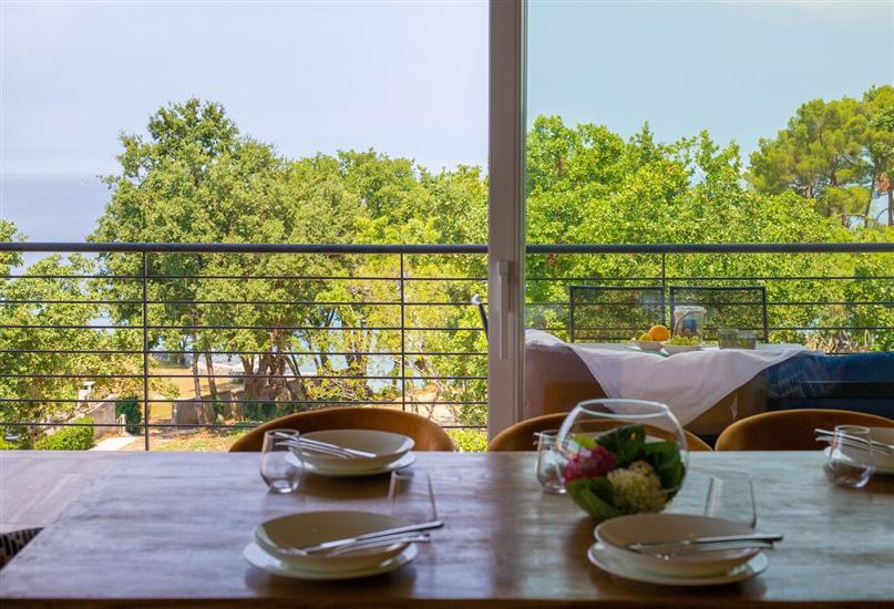 Apartment A2, for 8 persons