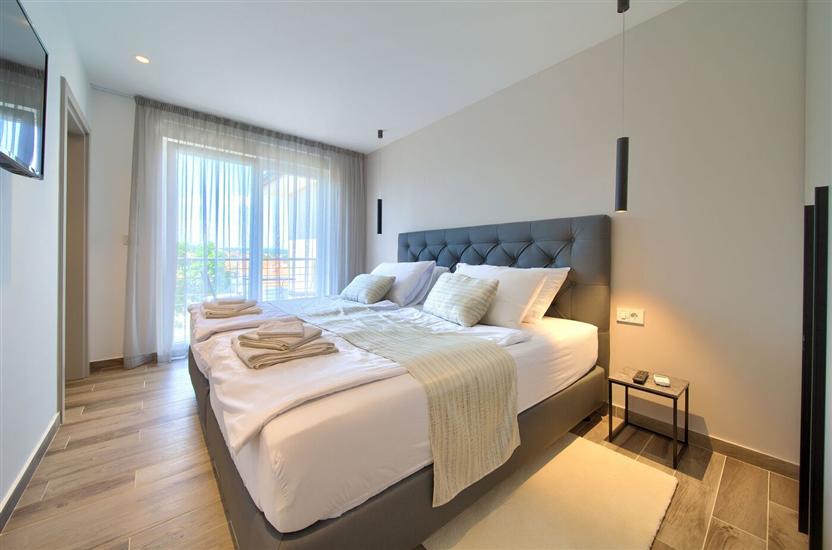 Apartment A2, for 8 persons