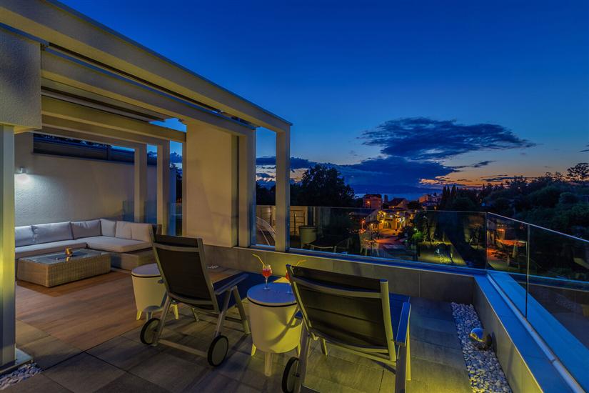 House K1, for 8 persons