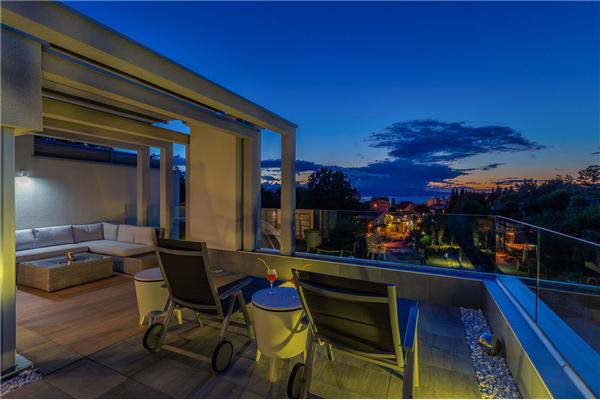 House K1, for 8 persons