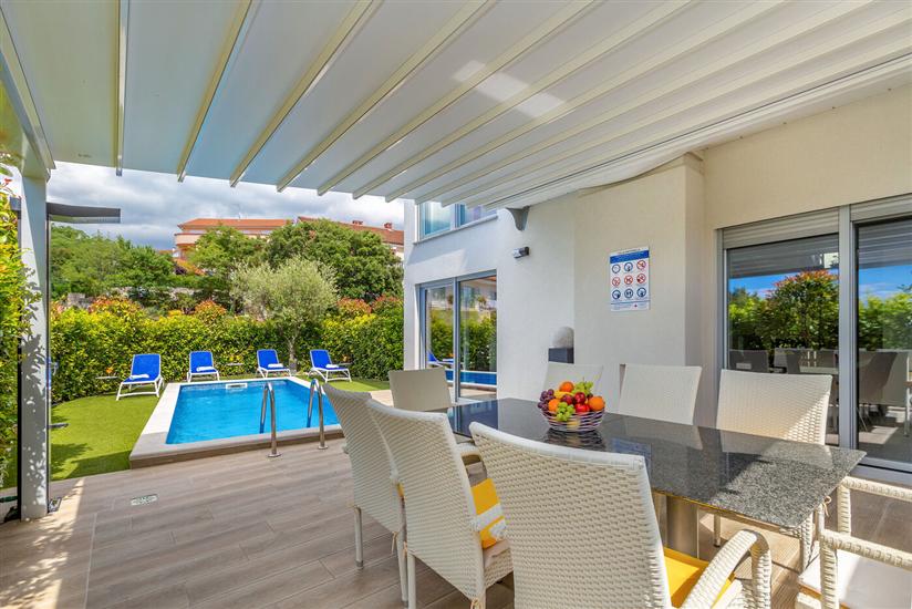 House K1, for 8 persons