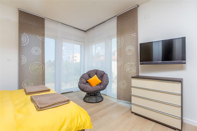 House K1, for 8 persons