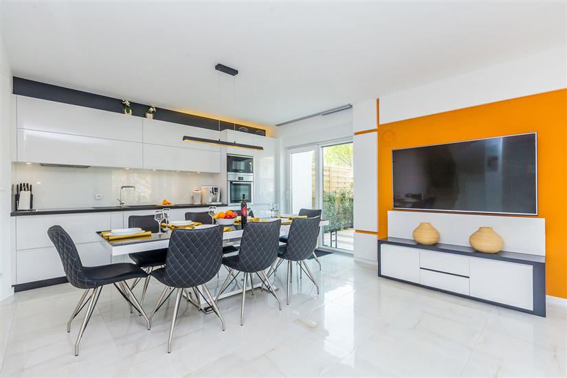 House K1, for 8 persons