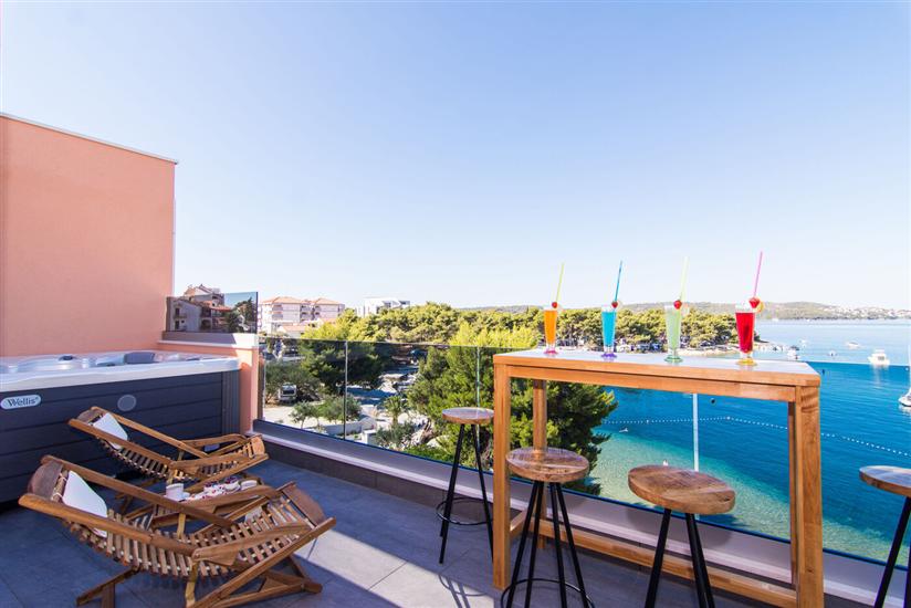 Apartment A1, for 6 persons