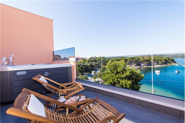 Apartment A1, for 6 persons