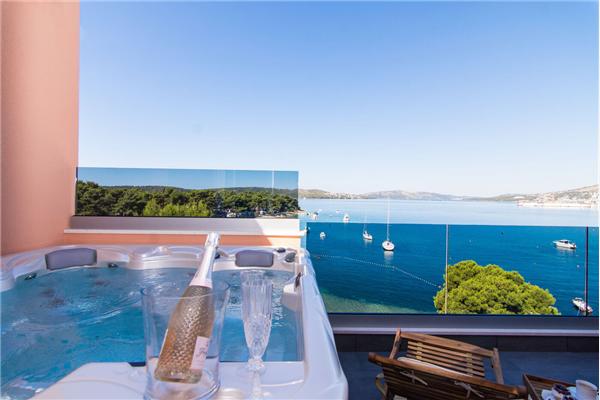 Apartment A1, for 6 persons