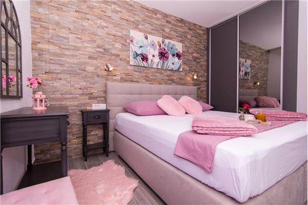 Apartment A1, for 6 persons