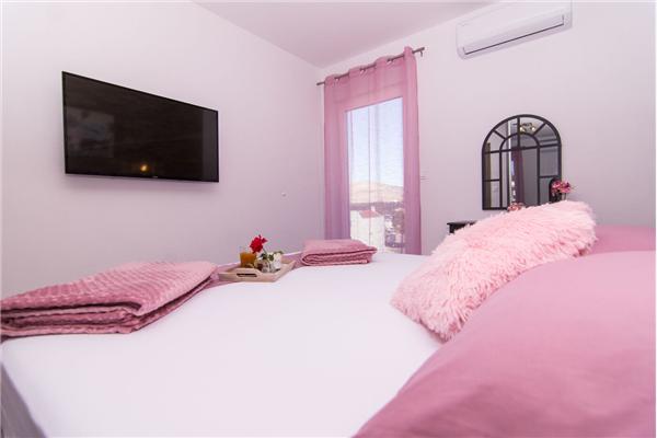 Apartment A1, for 6 persons