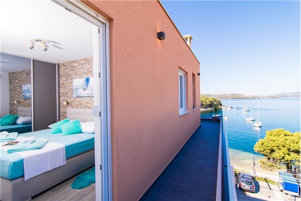 Apartment A1, for 6 persons