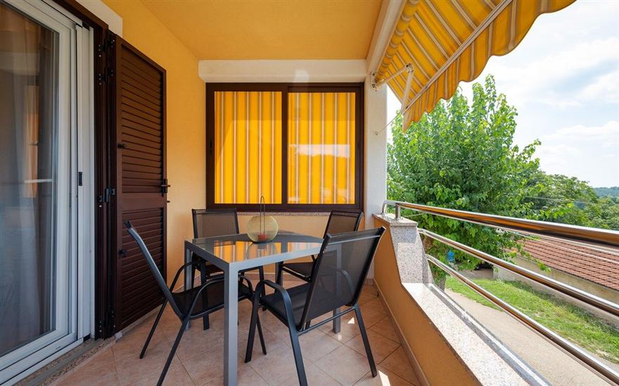 House K1, for 10 persons