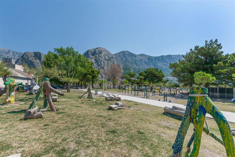 Apartments JUGO i BURA