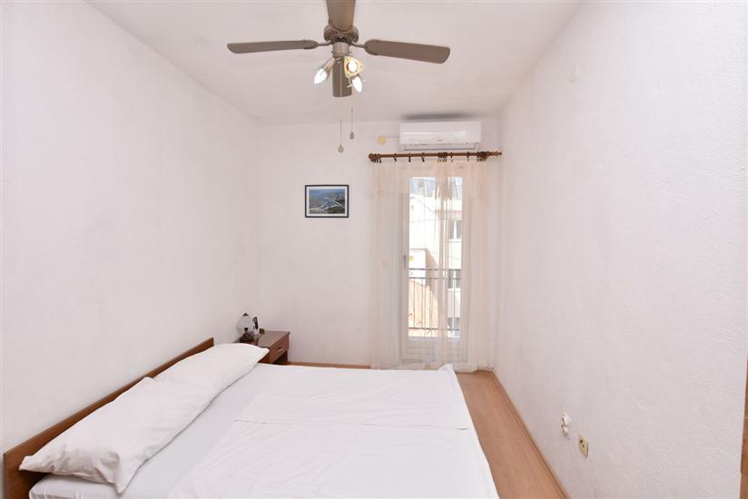 Apartment A2, for 6 persons