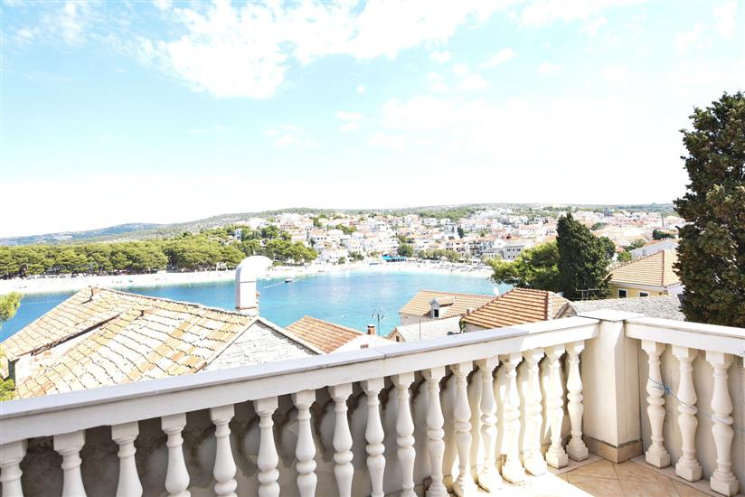 Apartment A2, for 6 persons