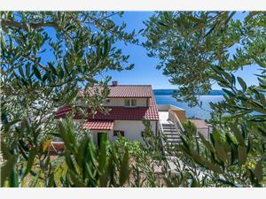 Apartments Dragana Lokva Rogoznica, Size 64.00 m2, Airline distance to the sea 250 m, Airline distance to town centre 150 m