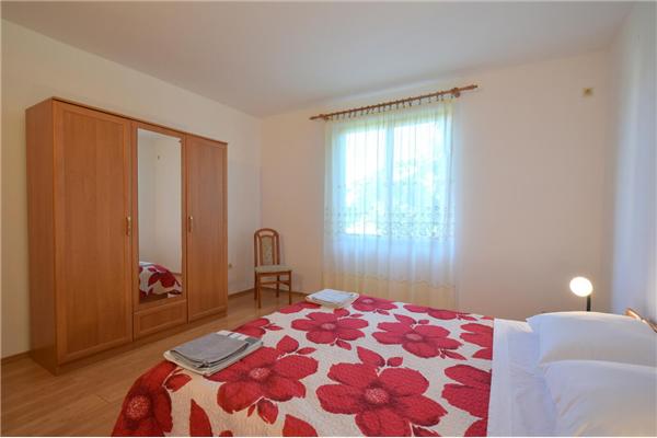 Apartment A1, for 6 persons