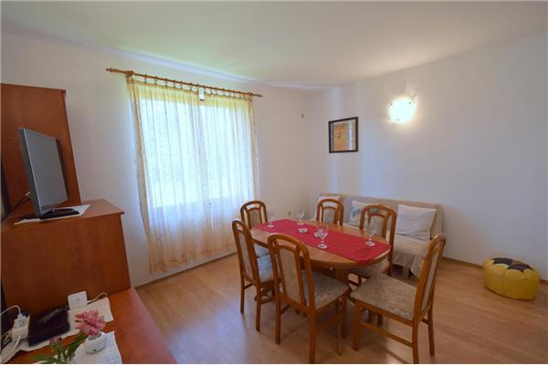 Apartment A1, for 6 persons
