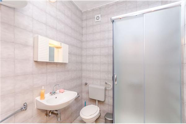 Apartment A1, for 8 persons