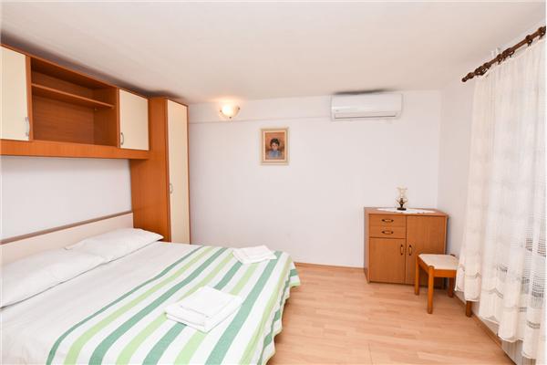 Apartment A1, for 2 persons