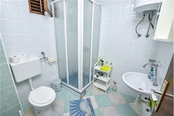 Apartment A1, for 5 persons