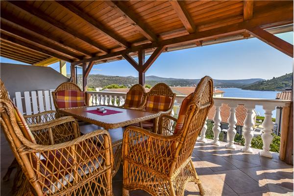 Apartment A2, for 5 persons