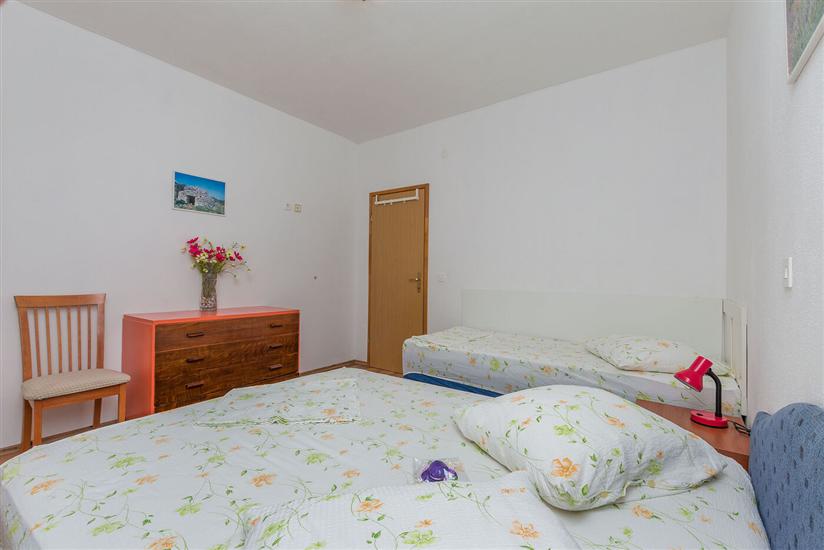 Apartment A2, for 5 persons