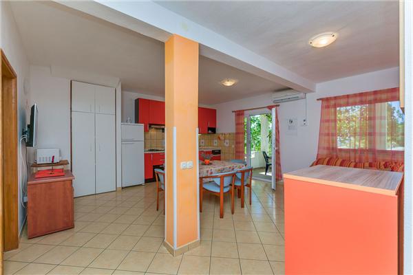 Apartment A2, for 5 persons