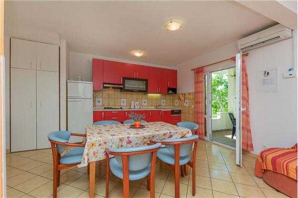 Apartment A2, for 5 persons