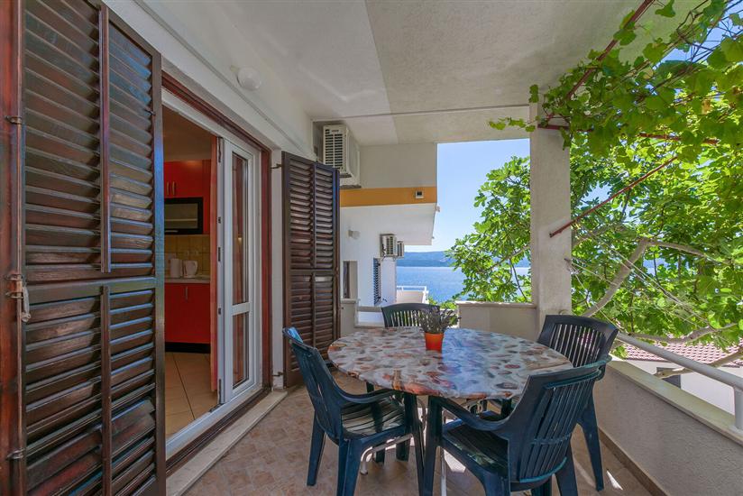 Apartment A2, for 5 persons