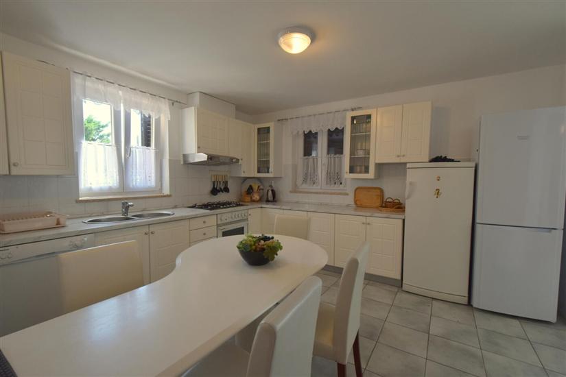 Apartment A1, for 8 persons