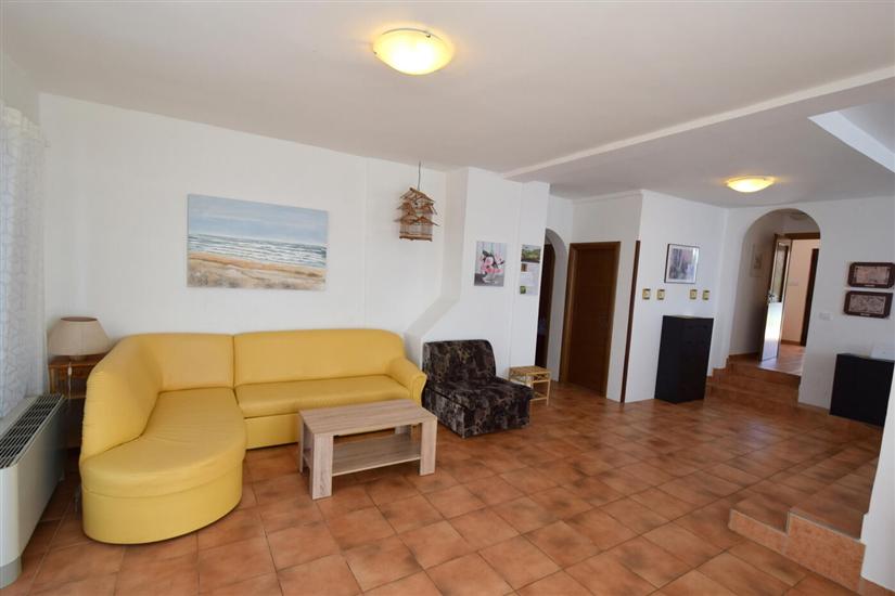 Apartment A1, for 8 persons