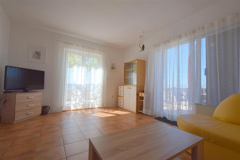 Apartment A1, for 8 persons