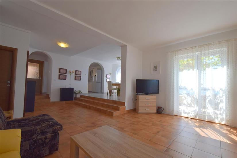 Apartment A1, for 8 persons