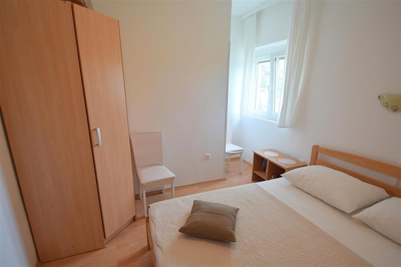 Apartment A4, for 3 persons