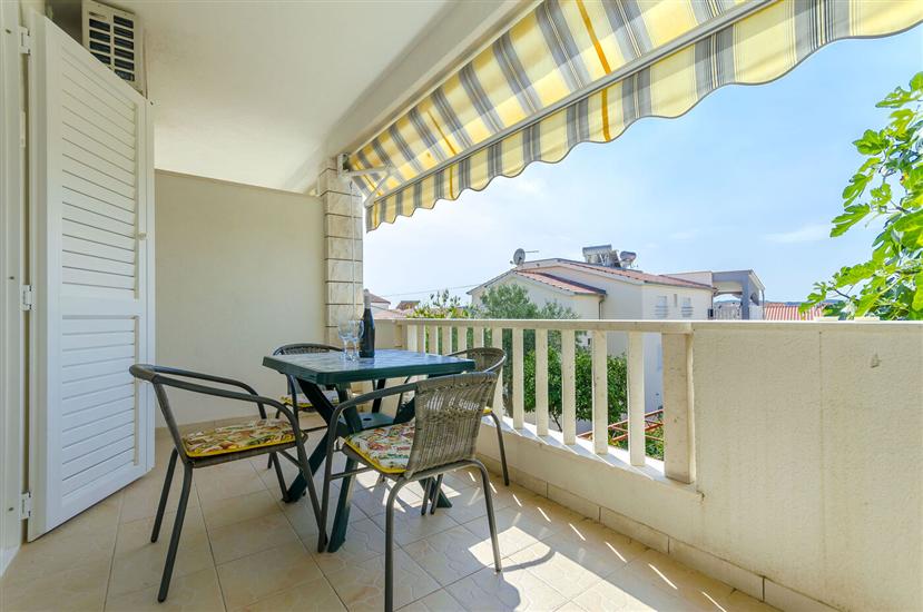 Apartment A2, for 3 persons