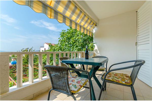 Apartment A2, for 3 persons