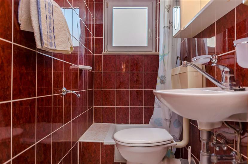 Apartment A2, for 3 persons