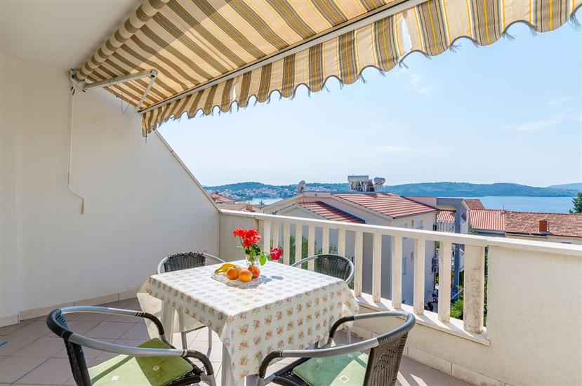 Apartment A4, for 4 persons