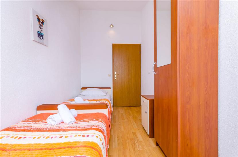 Apartment A4, for 4 persons