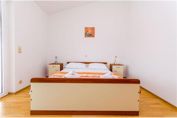 Apartment A4, for 4 persons