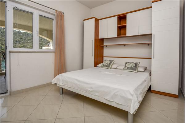 Apartment A2, for 4 persons
