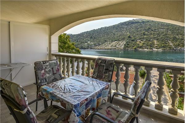 Apartment A2, for 4 persons