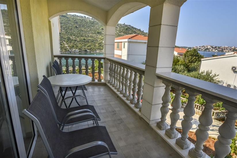 Apartment A2, for 4 persons