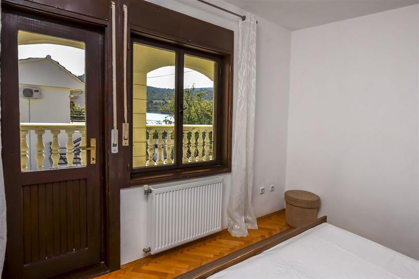 Apartment A1, for 8 persons