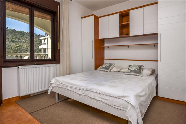 Apartment A1, for 8 persons