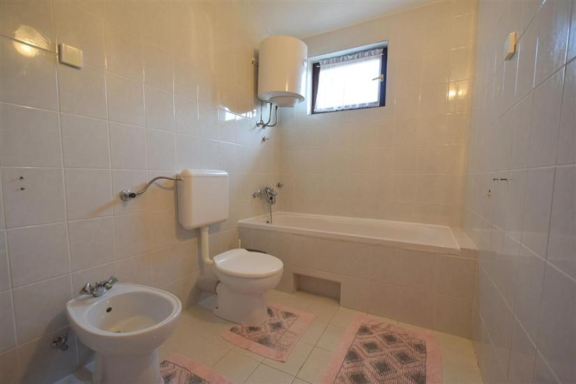 Apartment A1, for 6 persons