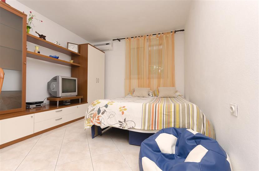 Apartment A1, for 2 persons